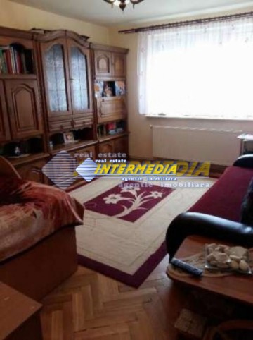2-camere-de-vanzare-decomandat-alba-iulia-centru